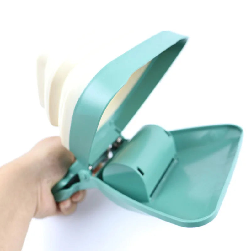 Travel Foldable Pooper Scooper for Dogs